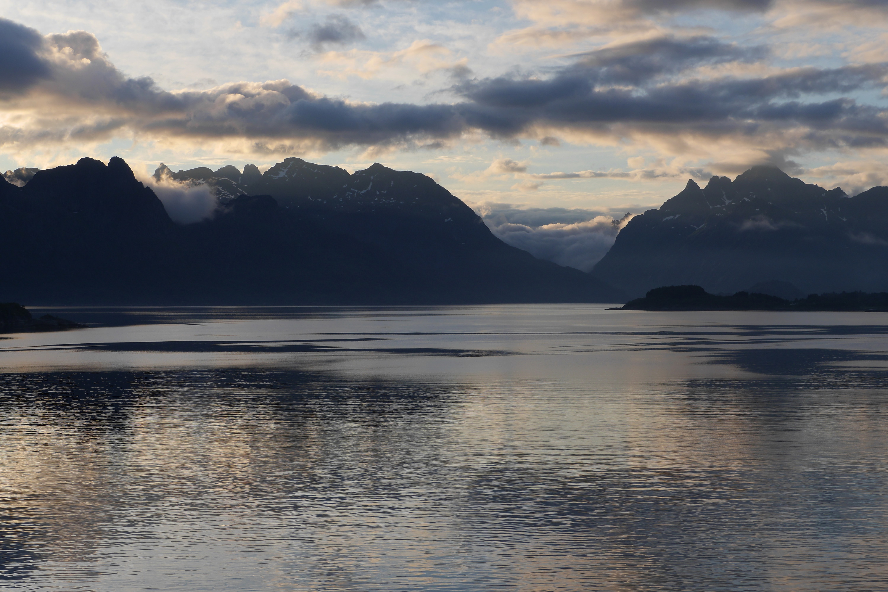 Seereise mit der Hurtigruten MS Midnatsol